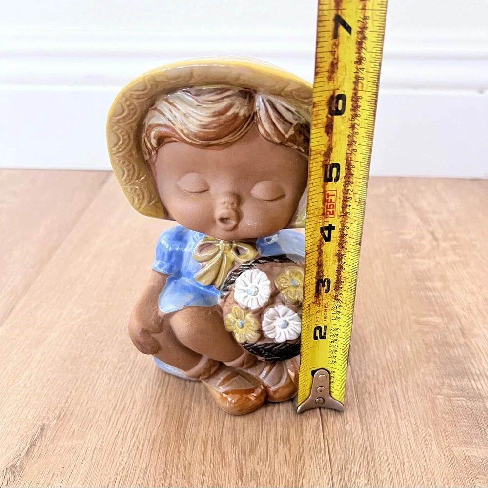 UCTCI Japan Paul Marshall Flower Girl Statuette Ceramic Figurine Vintage 1970's‎